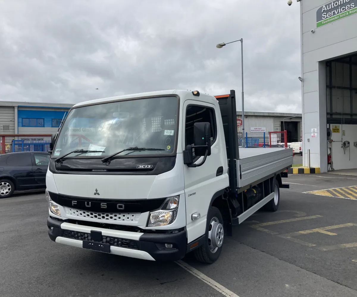 NEW Mitsubishi-FUSO Canter 14ft Flatbed Dropside - Image 3