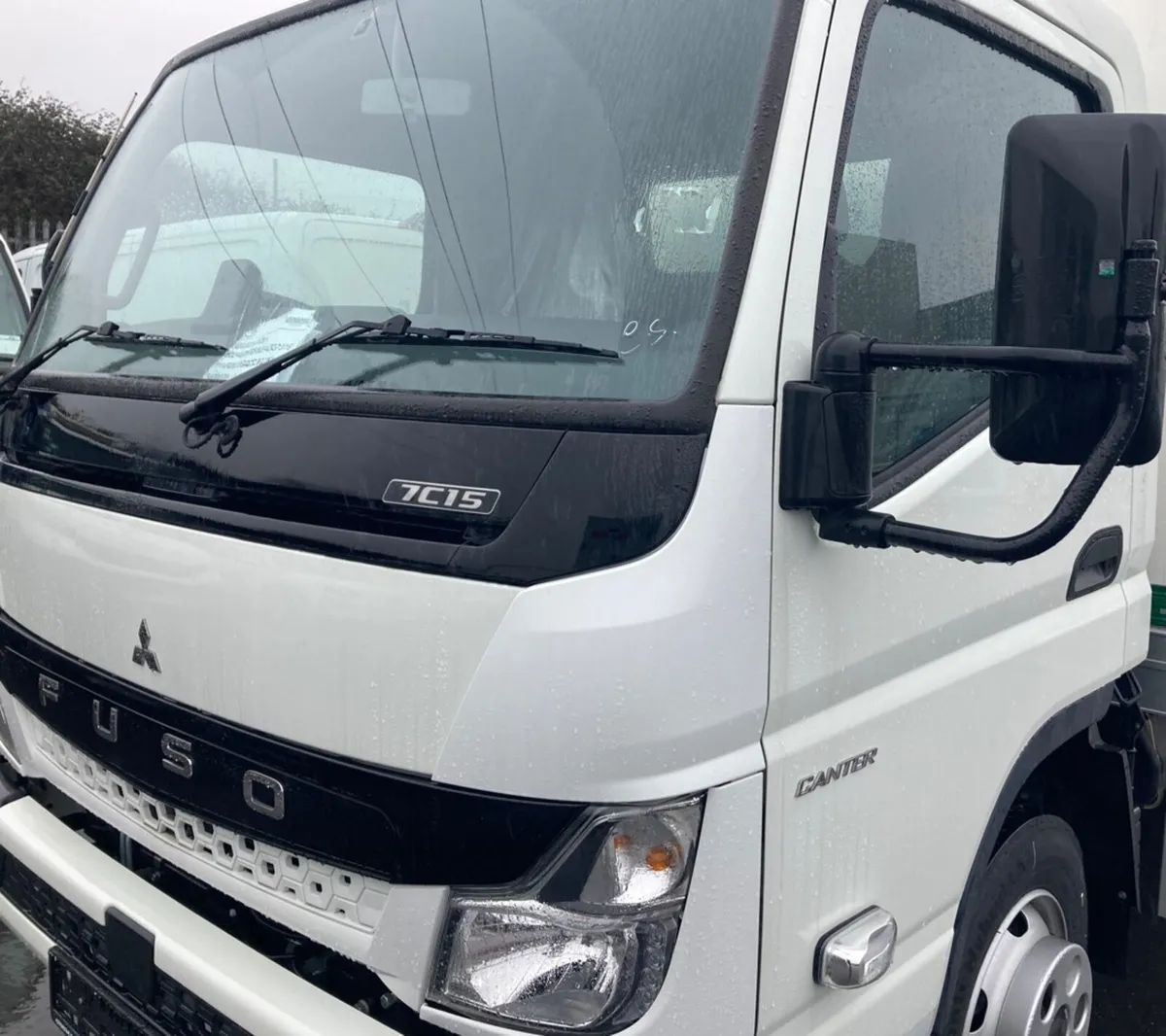 New 7.5 ton Canter 18ft Box & TL - Image 1