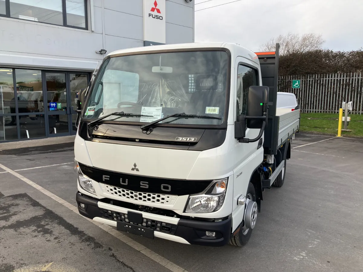 3.5 ton GVW FUSO Canter 3-Way Tipper - Image 1