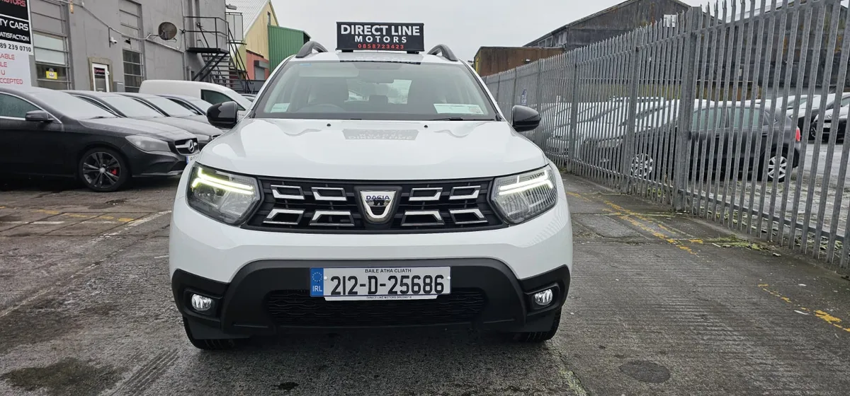2021 Dacia Duster Comfort  (6 Speed manual) - Image 3
