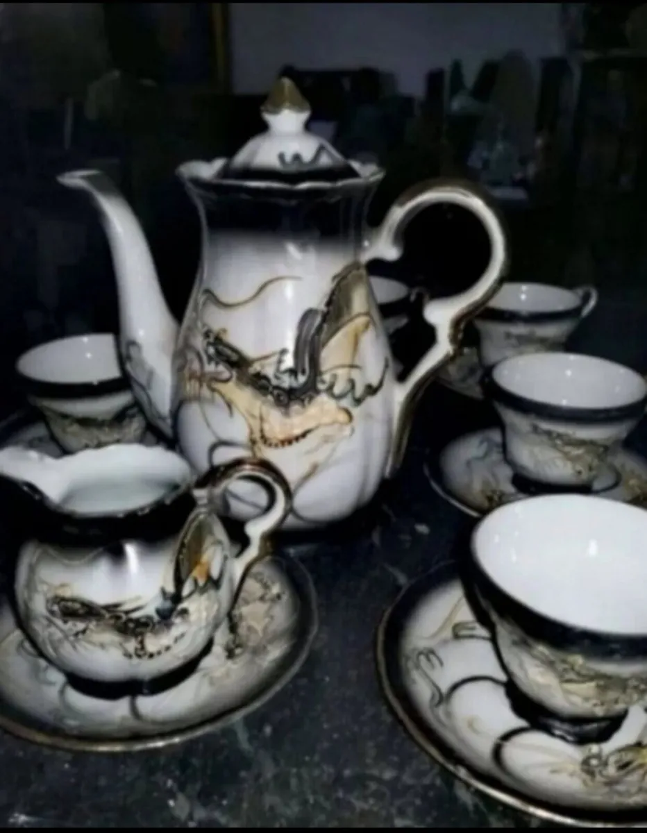 Japanese Moriage teaset with dragons - Image 1