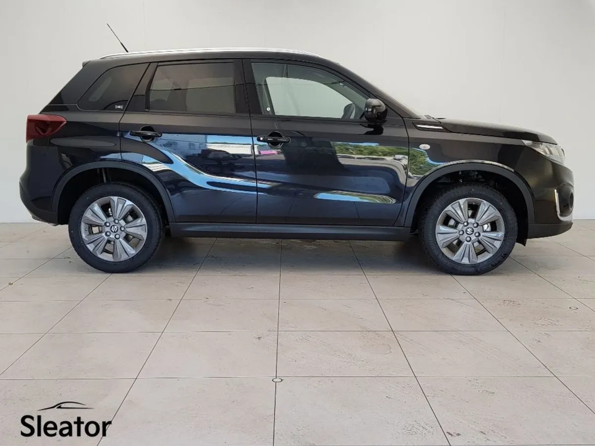 Suzuki Vitara 1.5 S1-hev Sz-t AGS 5DR Auto - Image 2