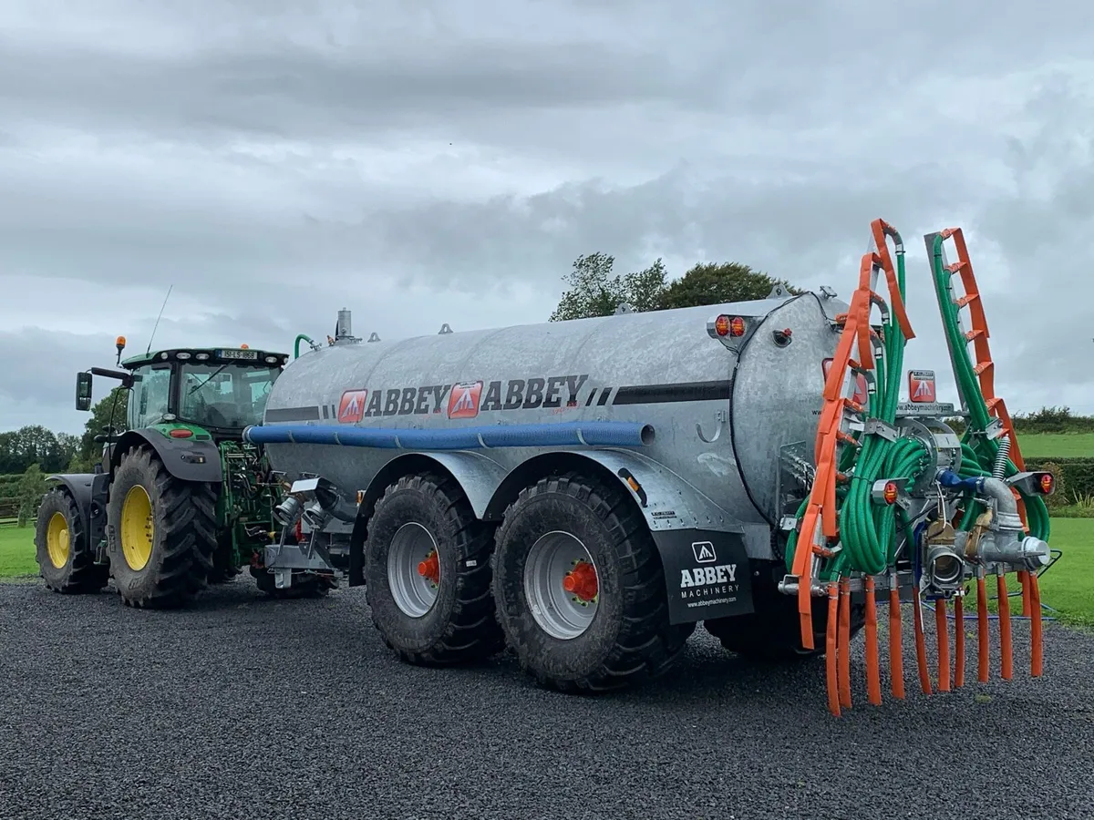*Hire 4000 Gallons tanker* - Image 4
