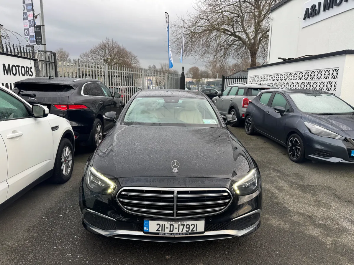 2021Mercedes E-Class Avantgarde Auto - Image 4