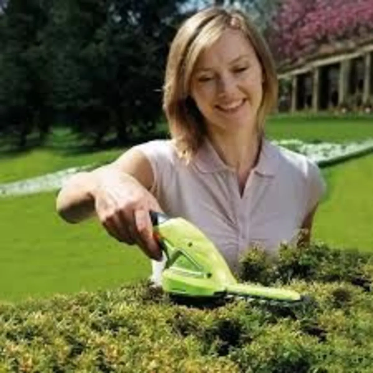 Garden Gear 7.2V Cordless Trimming Shears - Image 3