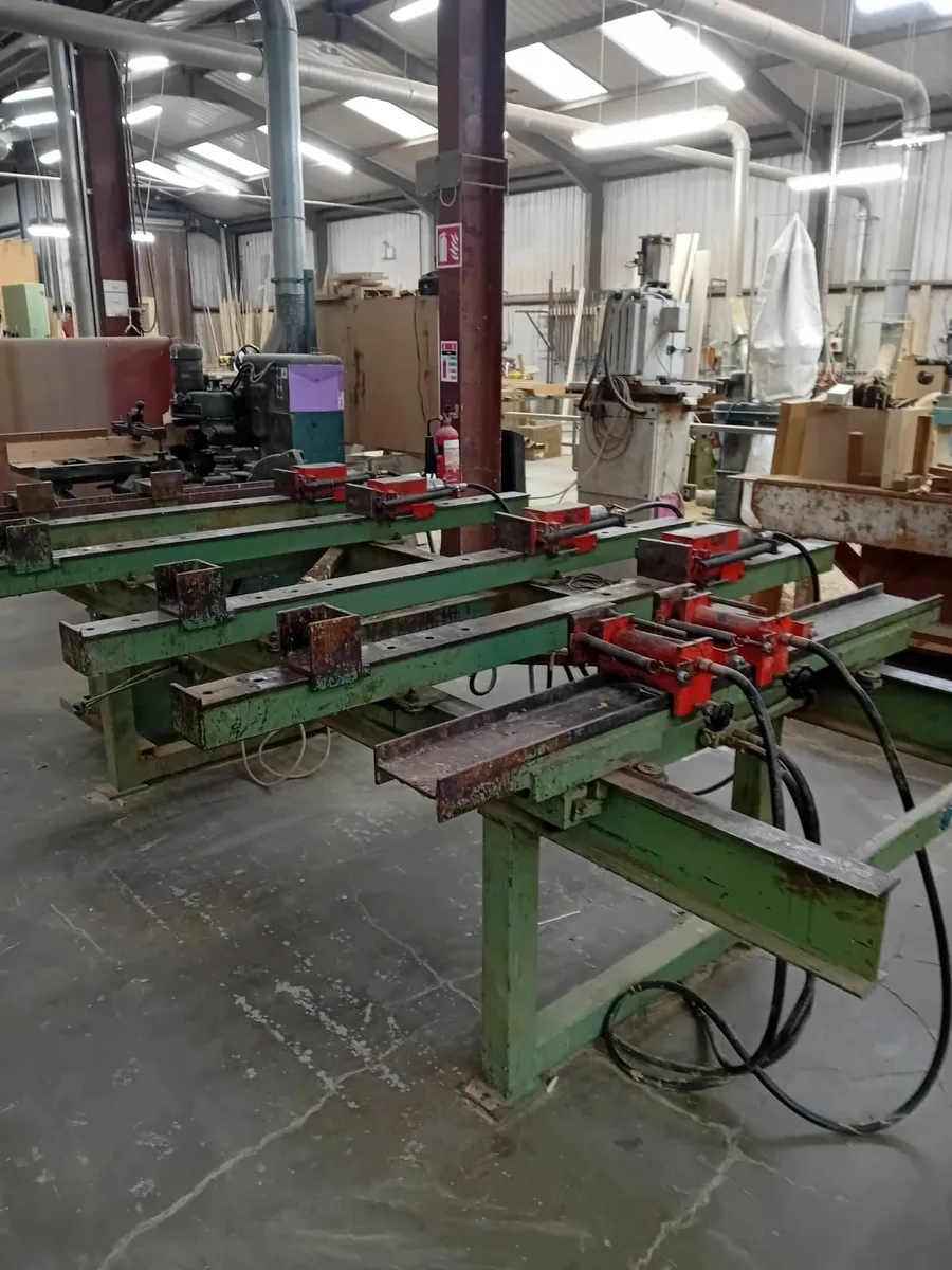 HYDRAULIC DOOR CRAMP - Image 2