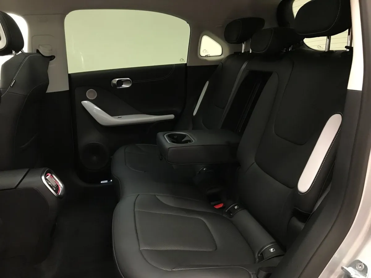 SMART #1  1 Premium 66 kWh - Image 4