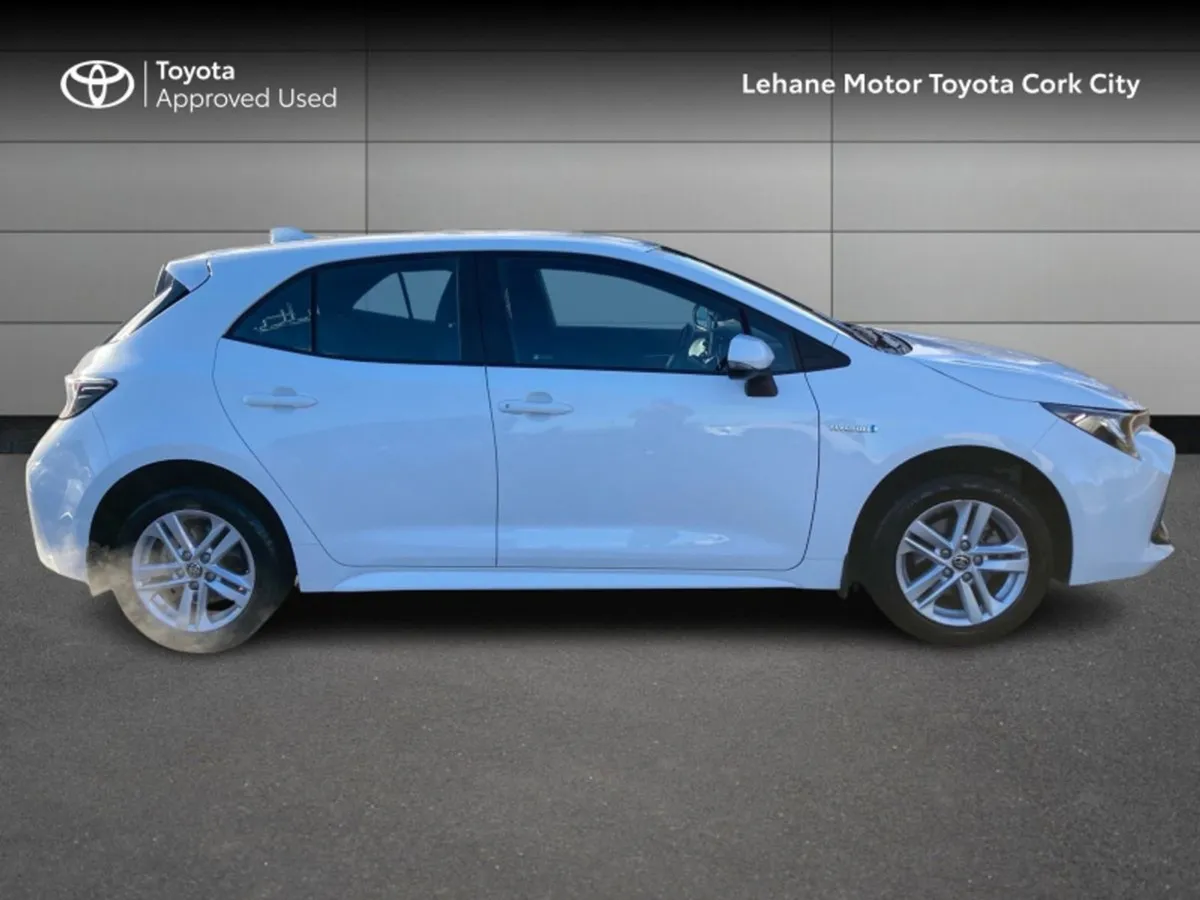 Toyota Corolla Hybrid Luna H/B 4DR Auto - Image 3