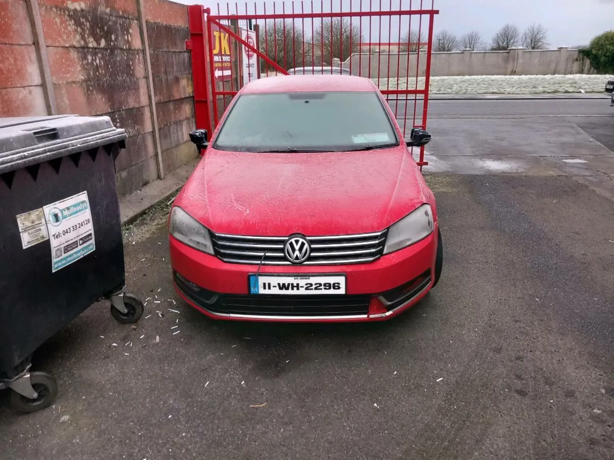 2011 Vw passat 1.6 tdi For Parts