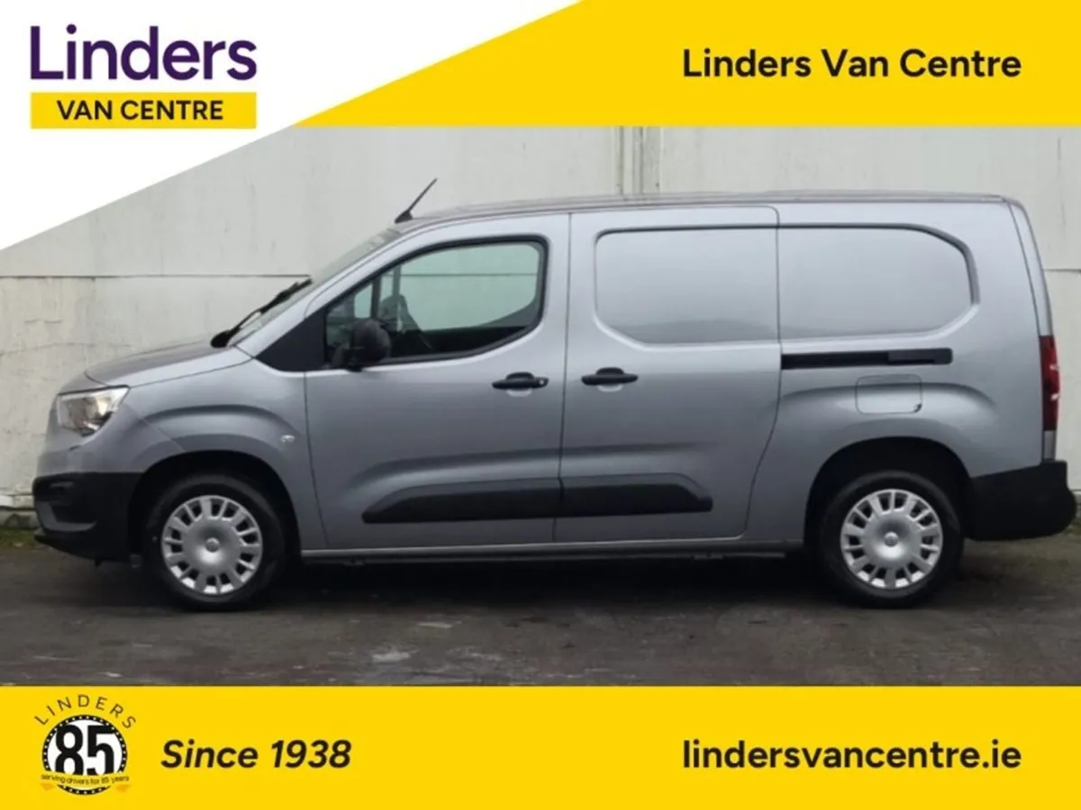 Opel Combo LWB Low KMS 1 Owner - Image 4