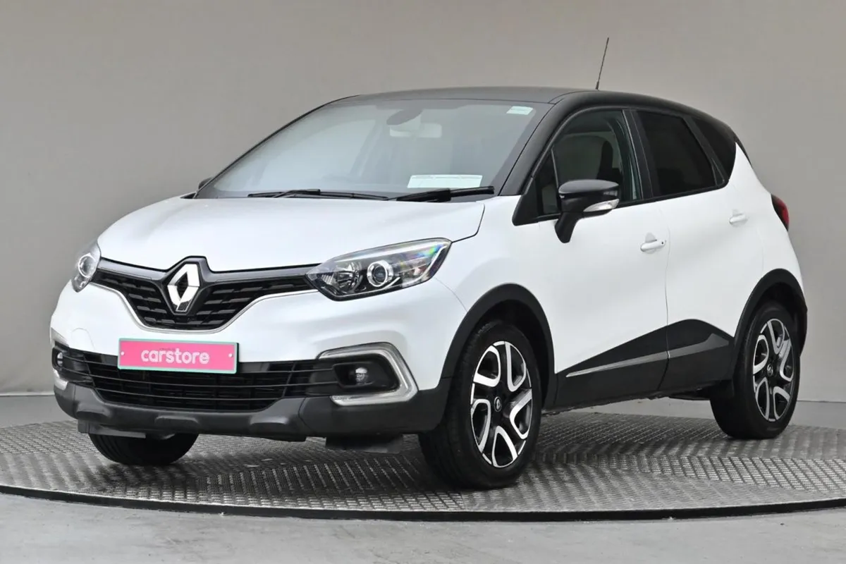 Renault Captur 1.0 TCe Iconic 5spd  sat Nav rear - Image 3