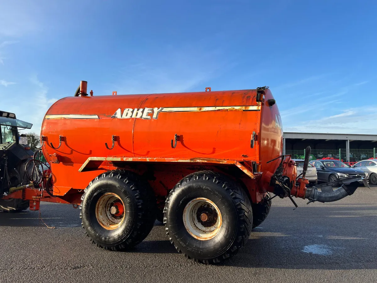 Abbey 2200GL Tank - Image 1