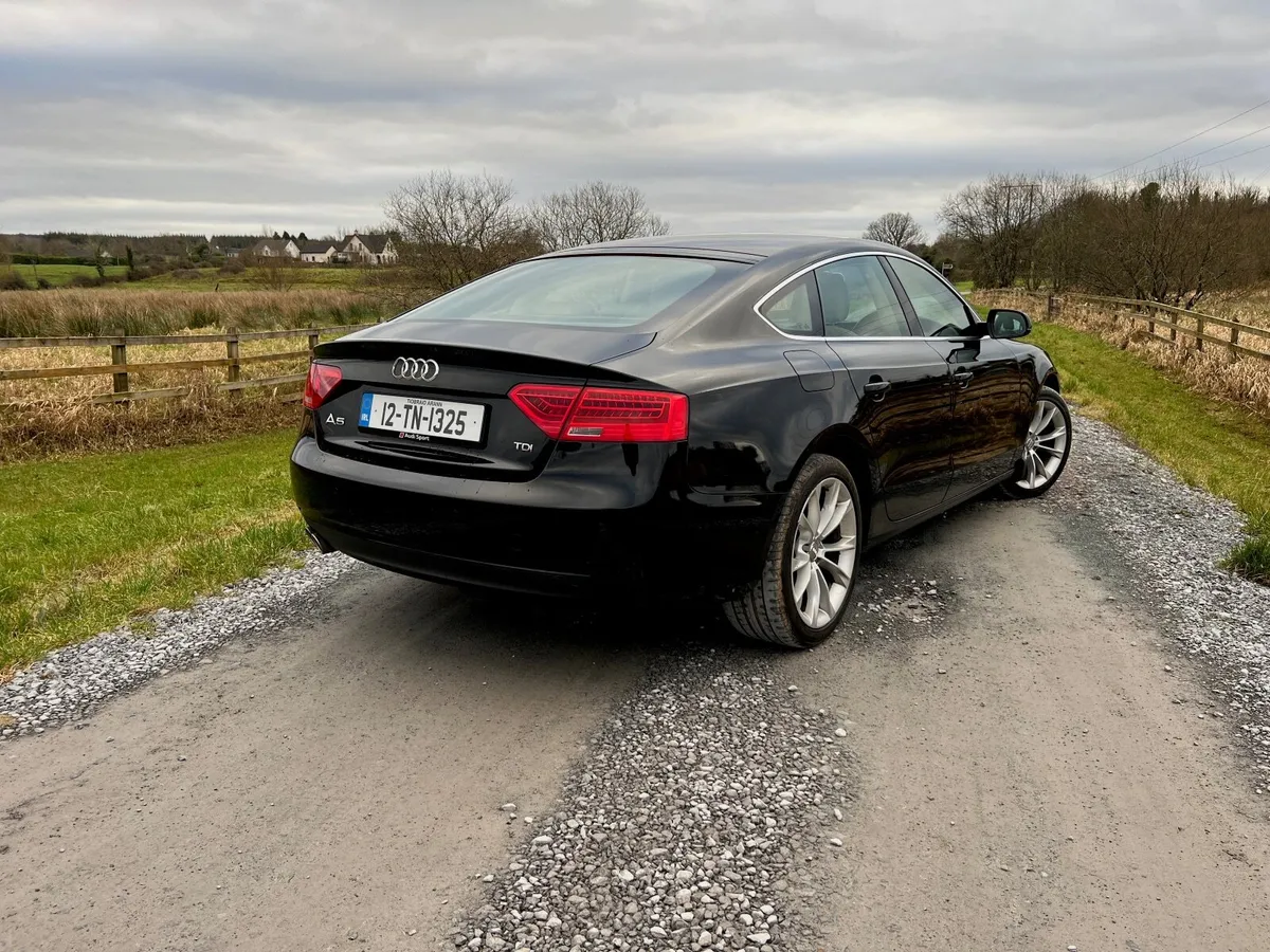 VERY CLEAN AUDI A5 SB 2,0TDI SE 136PS START - Image 4