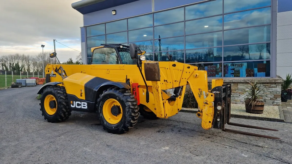 2019 JCB 540-200  4100 Hrs - Image 2