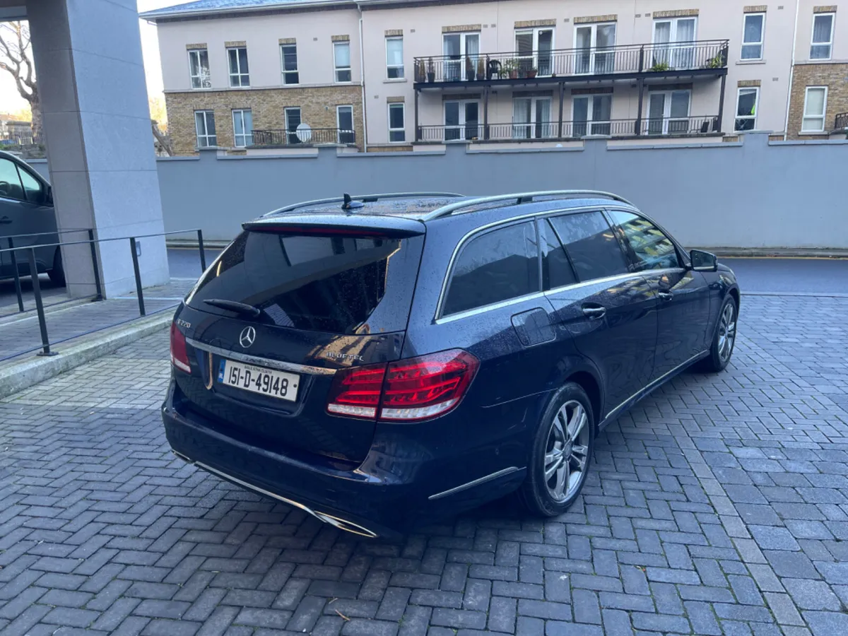 Mercedes-Benz E-Class 2015 - Image 3