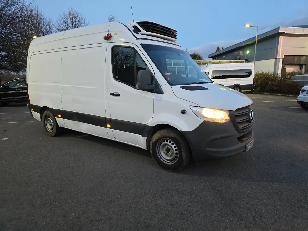 2020 MERCEDES SPRINTER FREEZER MWB - Image 1