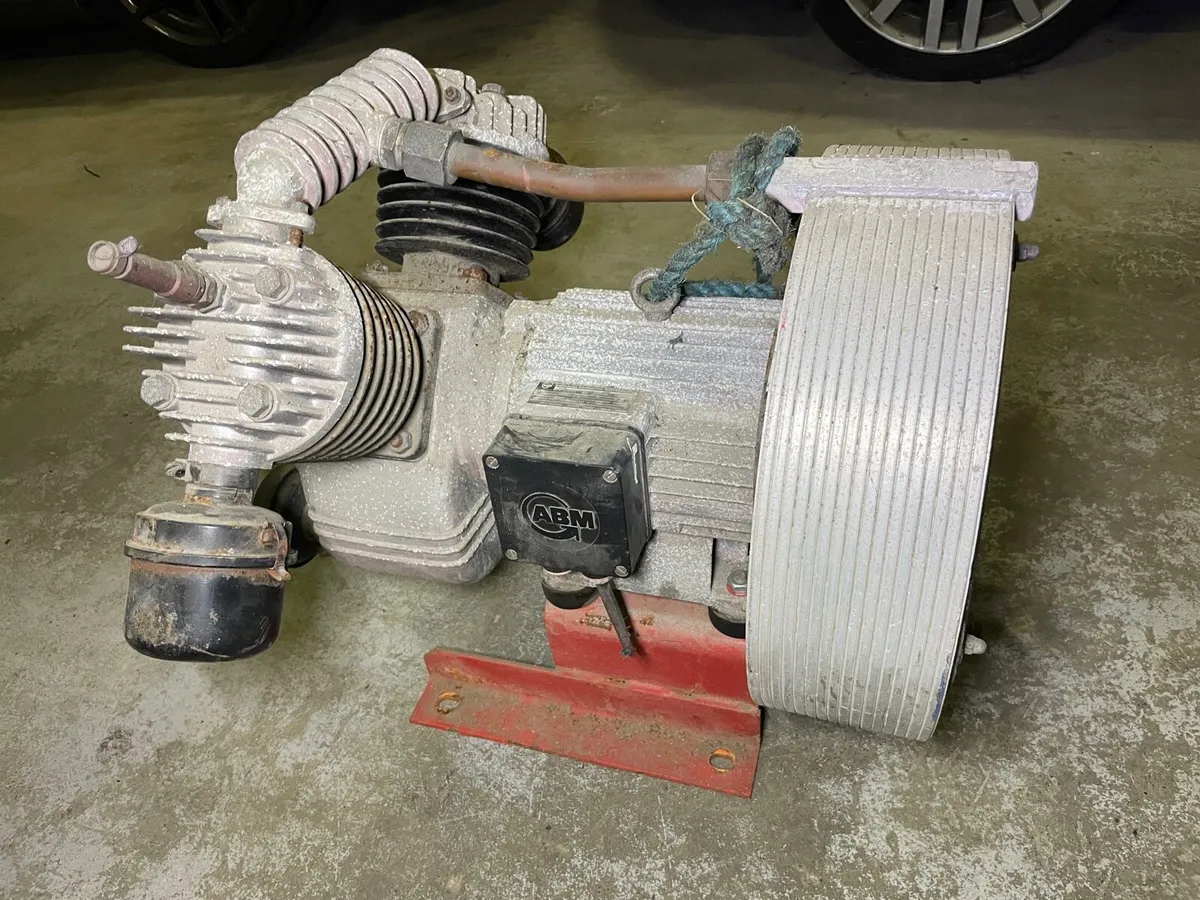 Kaeser Compressor twin piston 3 phase - Image 1