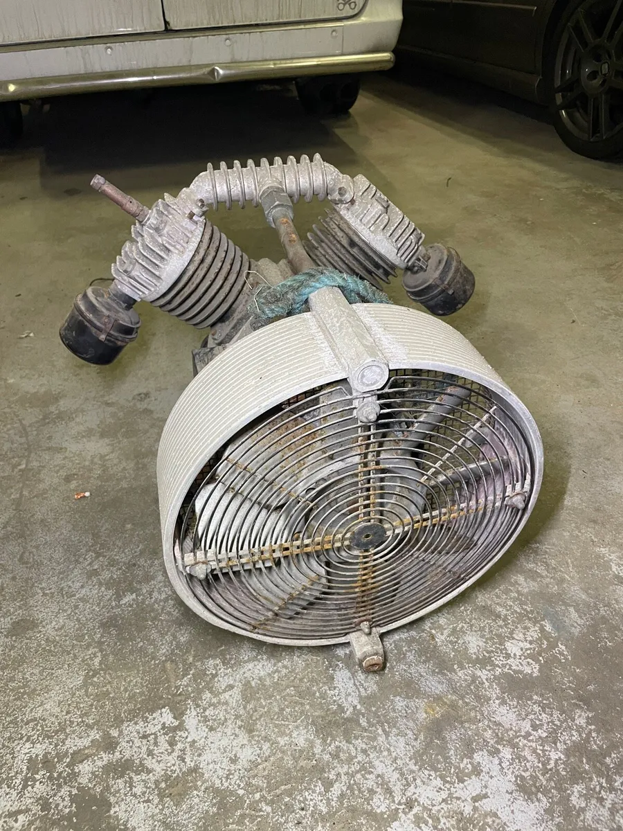 Kaeser Compressor twin piston 3 phase - Image 2