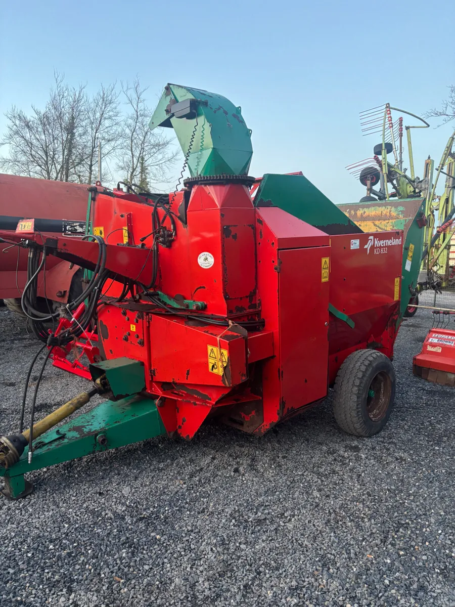 Kverneland Strawblower - Image 1