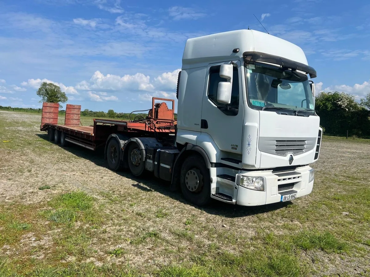 Lowloader with winch €6,950 - Image 2