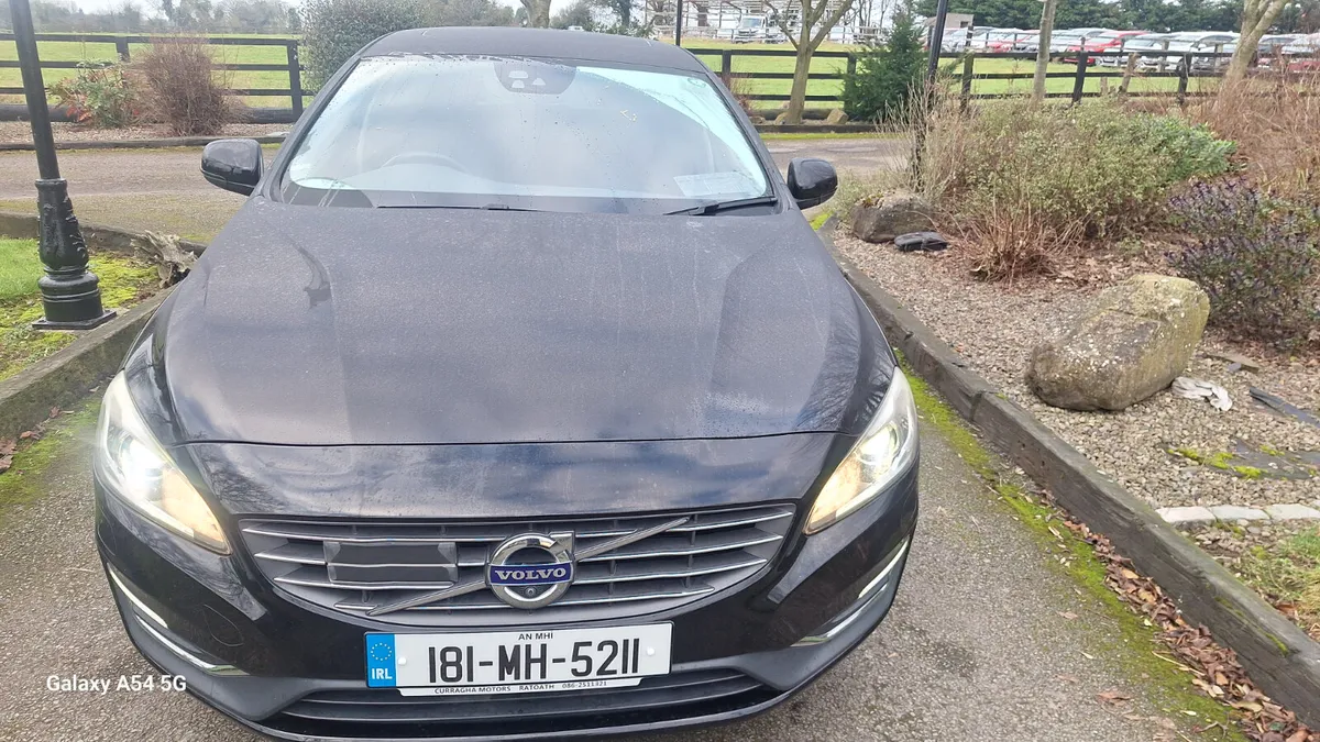 VOLVO V60 2.0  DIESEL AUTOMATIC WITH LEATHER - Image 2