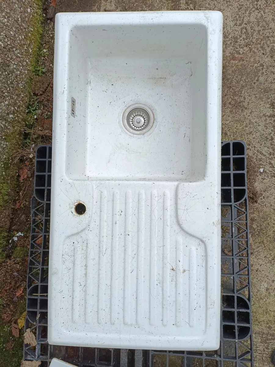 Ceramic Sink - Image 2