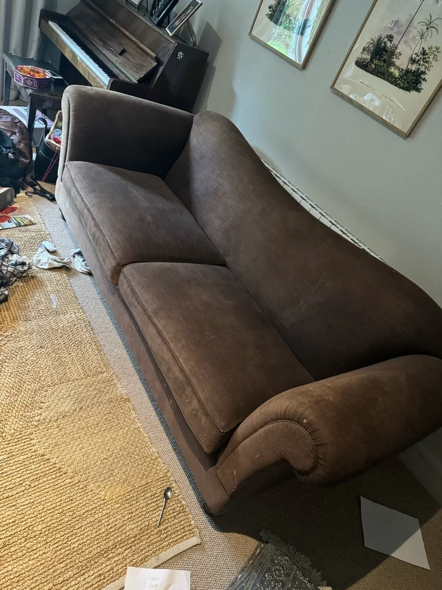 Couch - Image 2