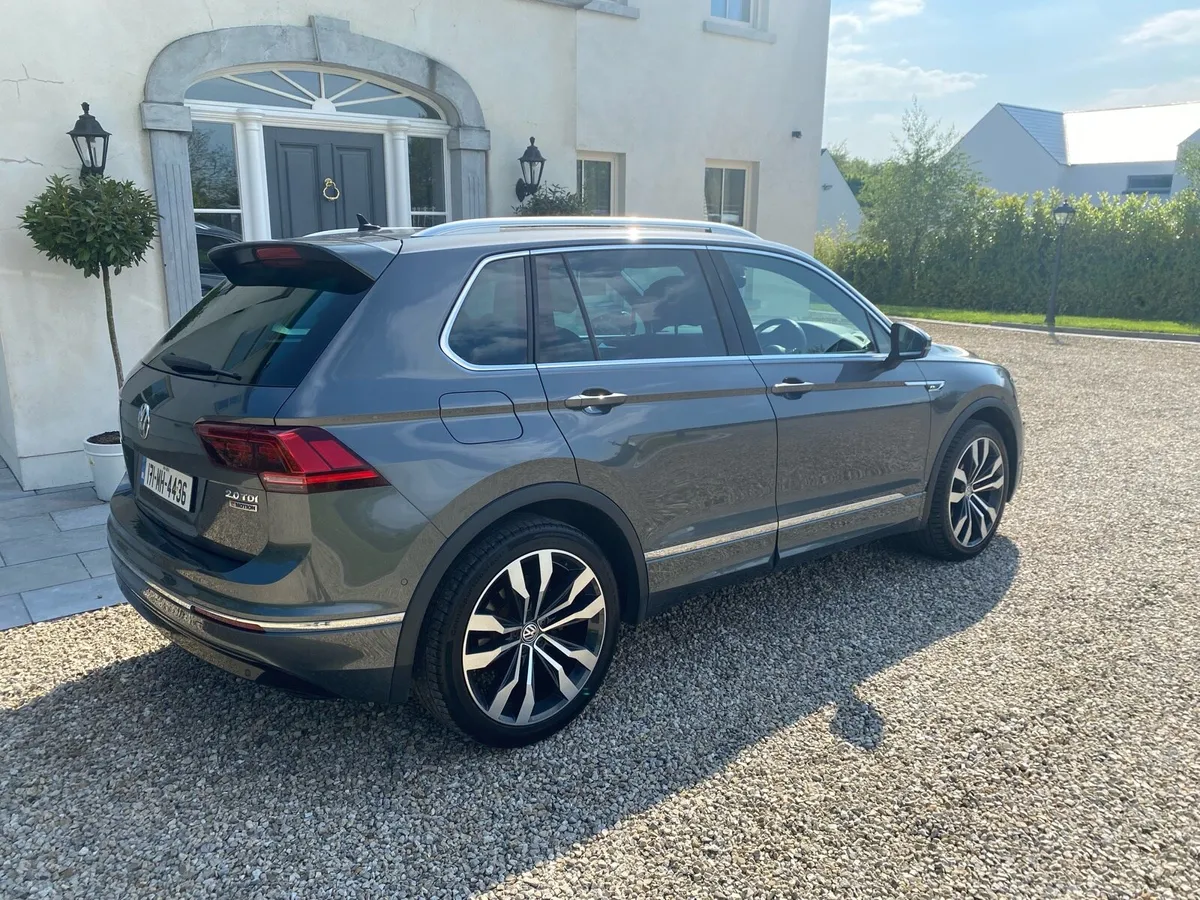 VW Tiguan 2.0 TDI Bluemotion Tech R-Line Motion - Image 4