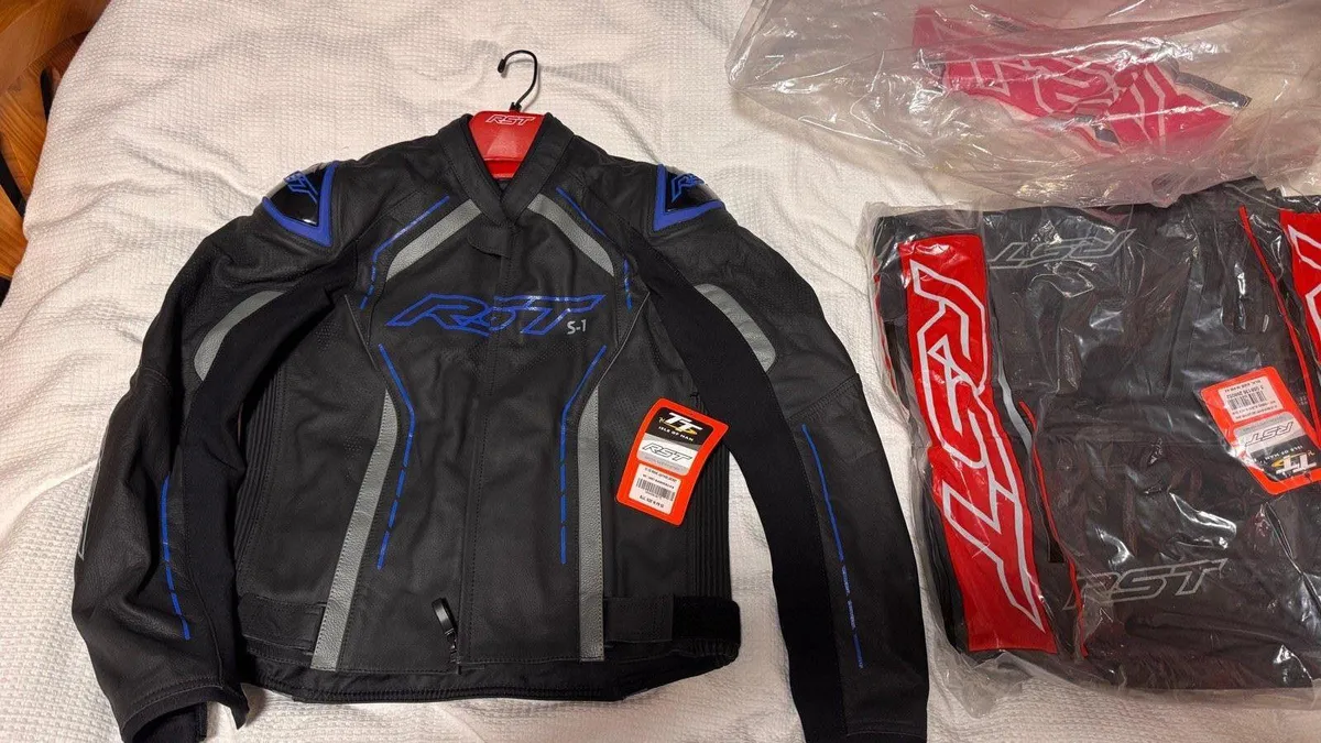 RST Leathers Gloves Boots - Image 2