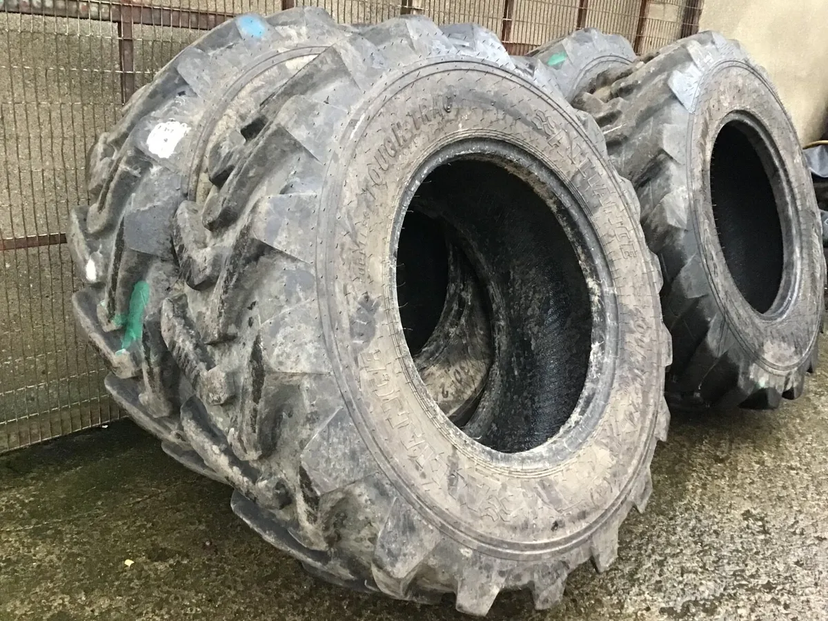 TELEHANDLER SHOVEL TYRES15.5/80X24(400/80x24)20PLY - Image 4