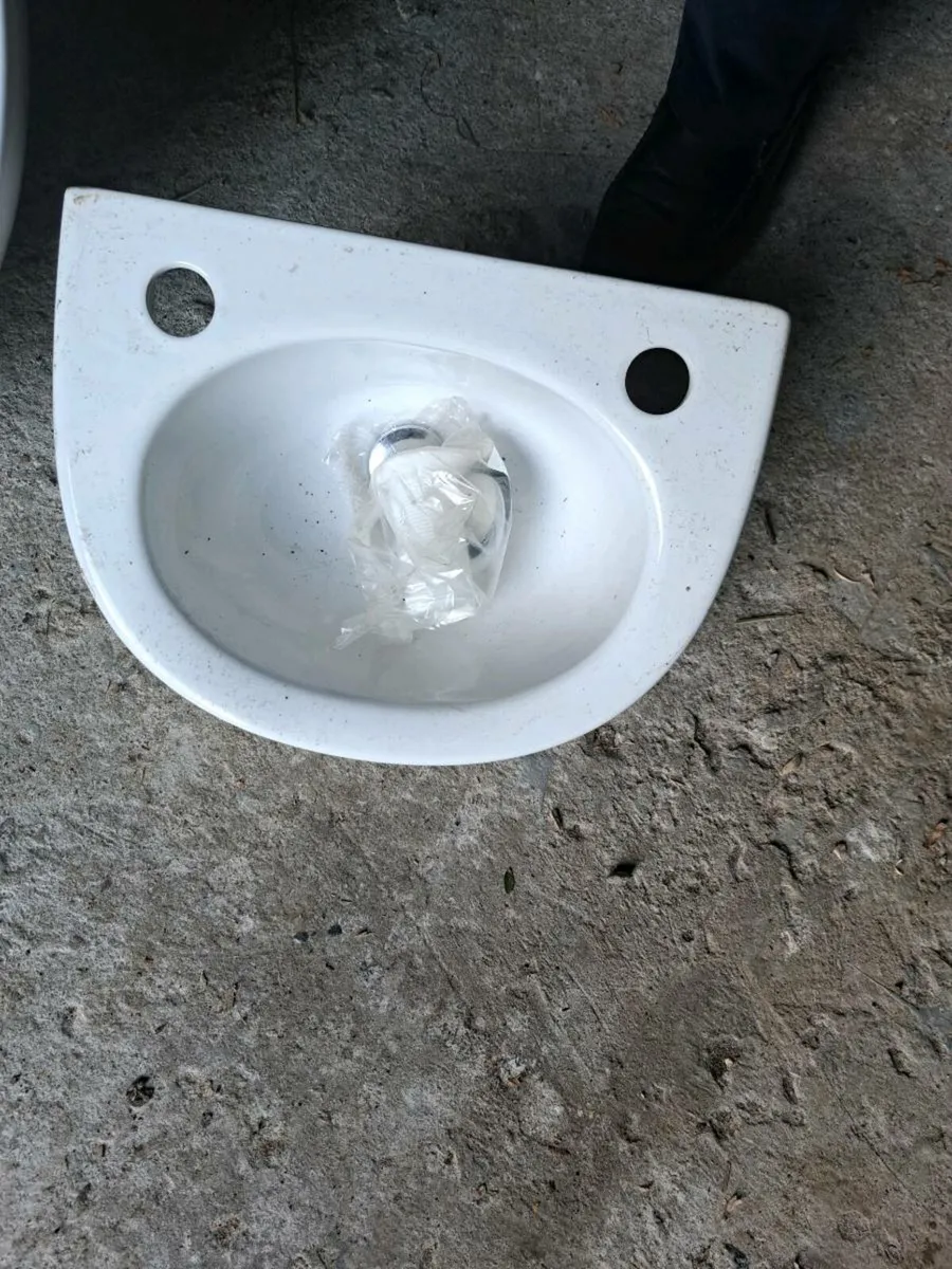 Sink - Image 2