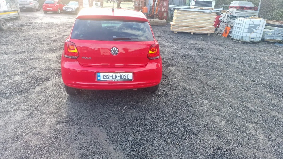 Volkswagen Polo 2013 - Image 2