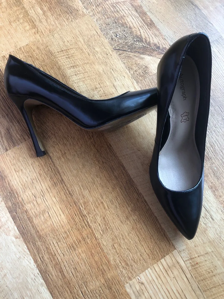 Ladies shoes - Image 1