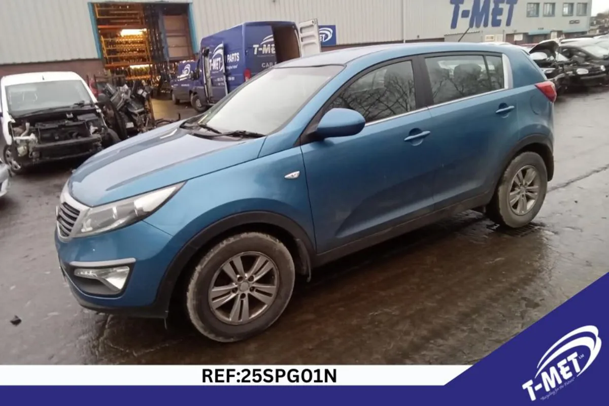 2012 KIA SPORTAGE BREAKING FOR PARTS - Image 2