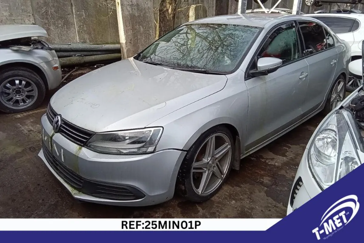 2011 VOLKSWAGEN JETTA BREAKING FOR PARTS - Image 1