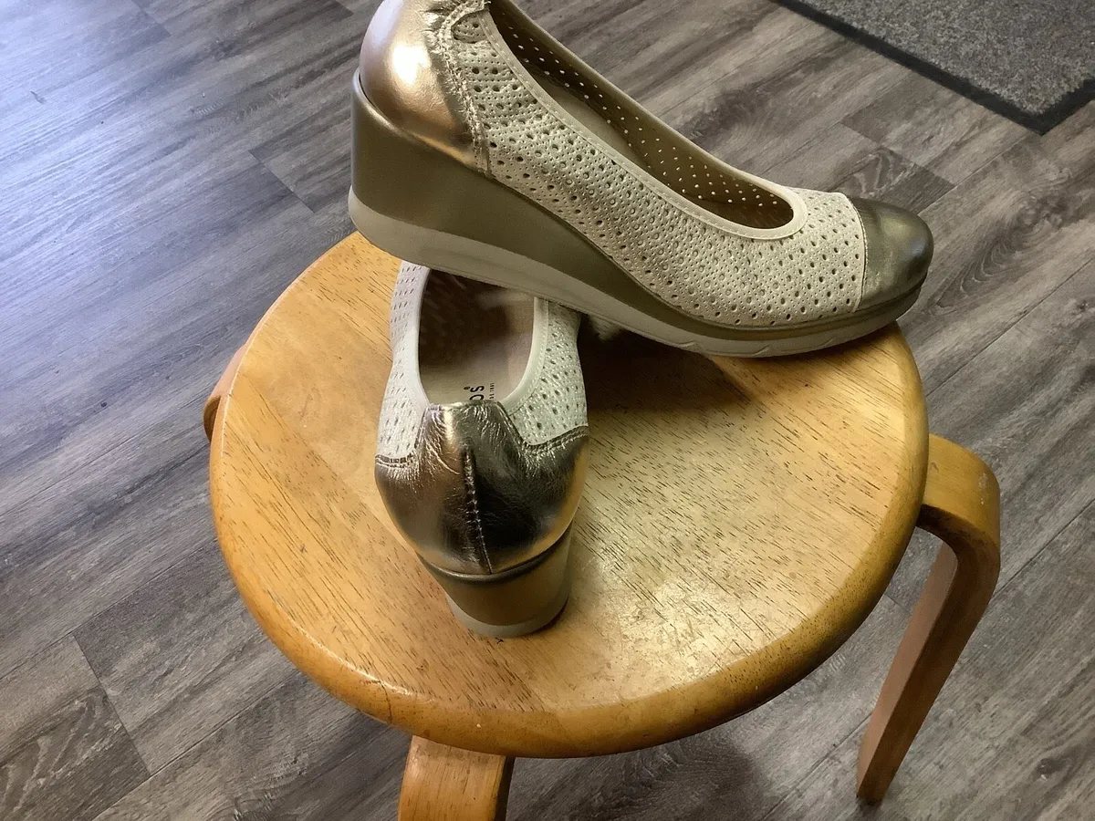 Shoes wedge slip on Pitillos leather size 40 (7) - Image 1