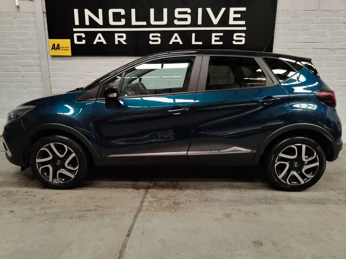 Renault Captur 2021 1.0 PETROL ICONIC SPEC - Image 3