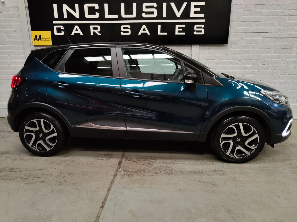 Renault Captur 2021 1.0 PETROL ICONIC SPEC - Image 2