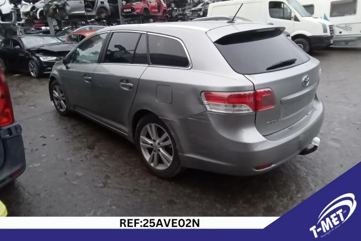 2010 TOYOTA AVENSIS BREAKING FOR PARTS - Image 4