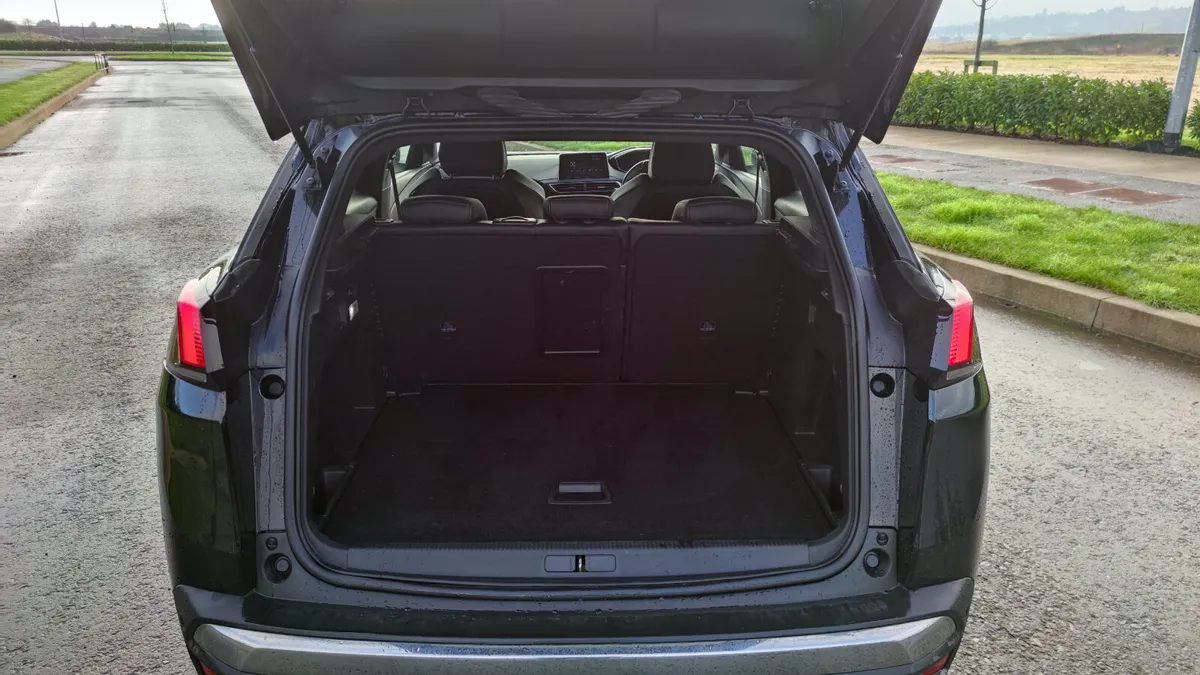 Peugeot 3008 2017 GT LINE - Image 4