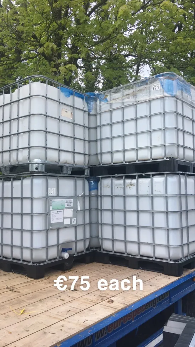 1000 litre Ibc water tanks - Image 1