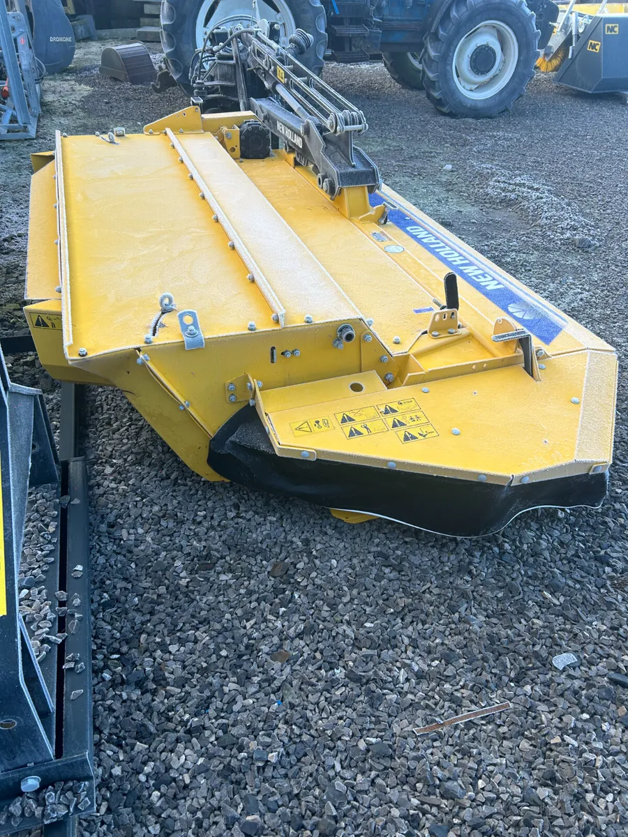 NEW HOLLAND DC320P MOWER CONDITIONER - Image 3