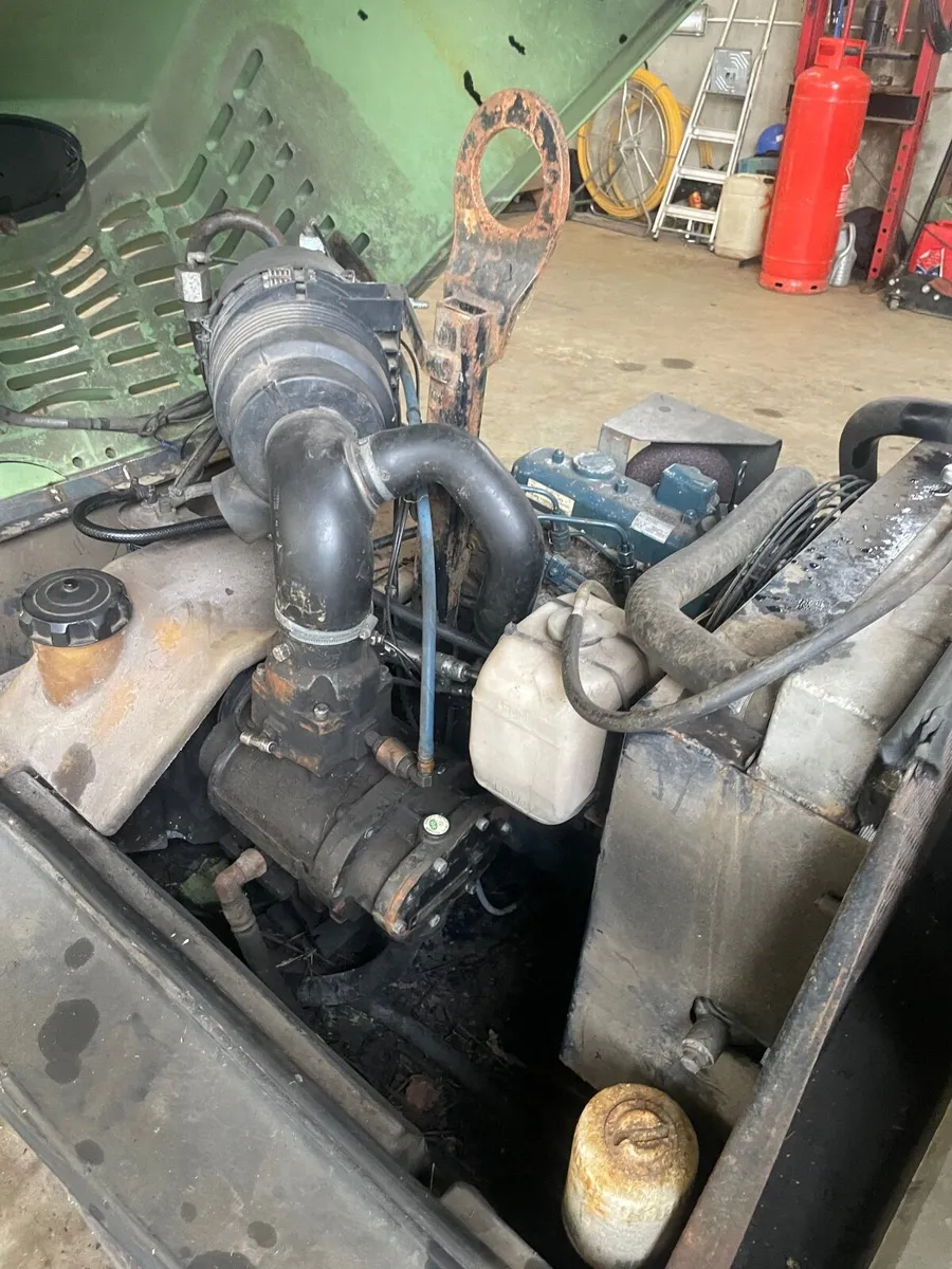 2005 48K Sullar compressor - Image 4