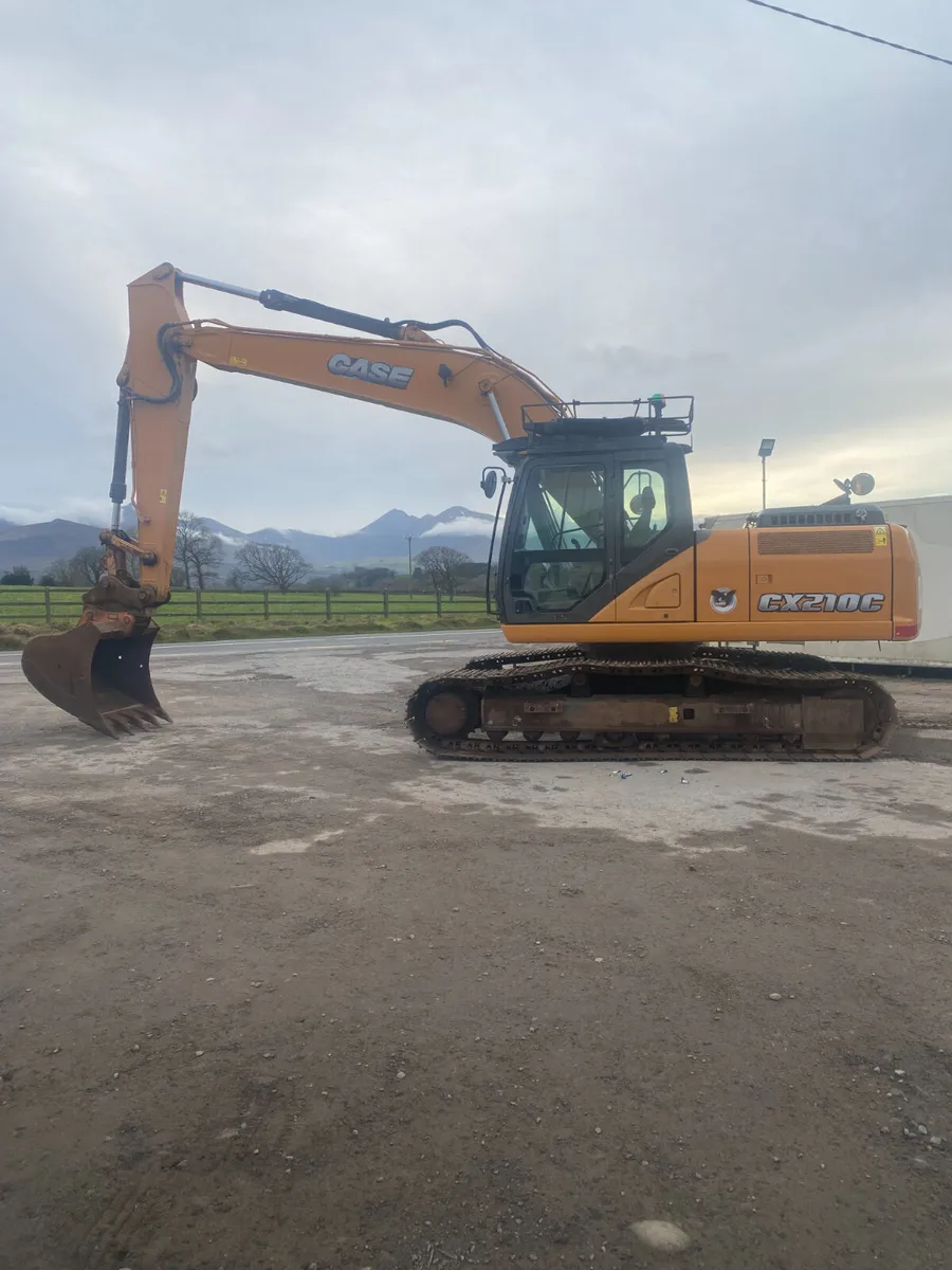2014 Case 210C (low hours ) - Image 1