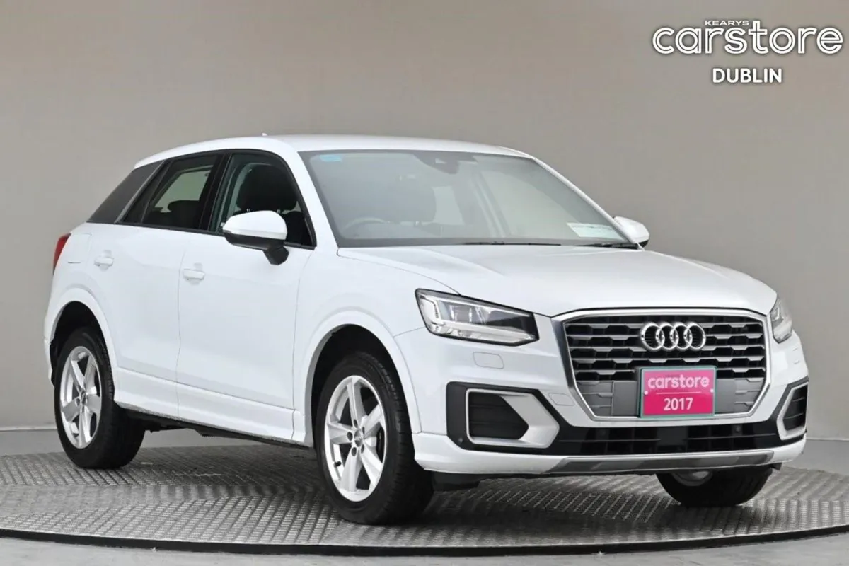 Audi Q2 1.0 Tfsi S-tronic 115BHP  reverse Cam par - Image 1