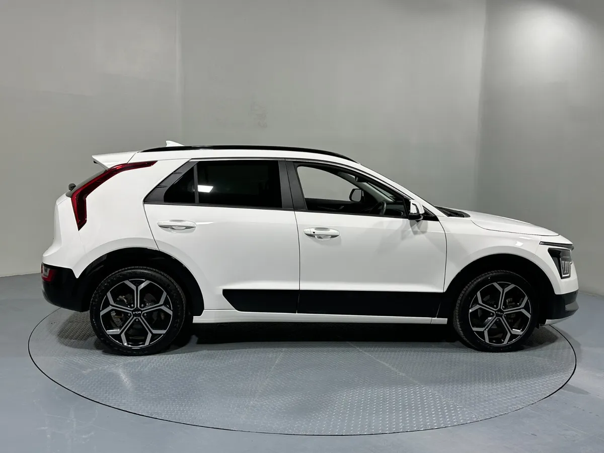 Kia Niro K3 Plug In Hybrid 231 - Image 4