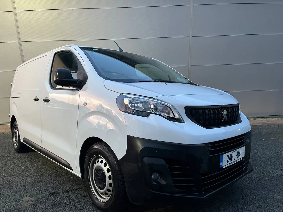 Peugeot Expert Professional 2024 - Image 1