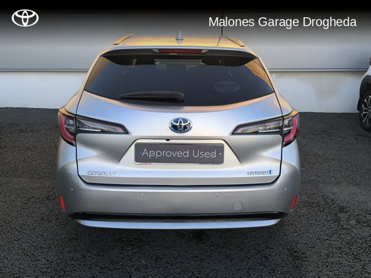 Toyota Corolla 1.8 Hybrid Touring Sport Sol Call - Image 4