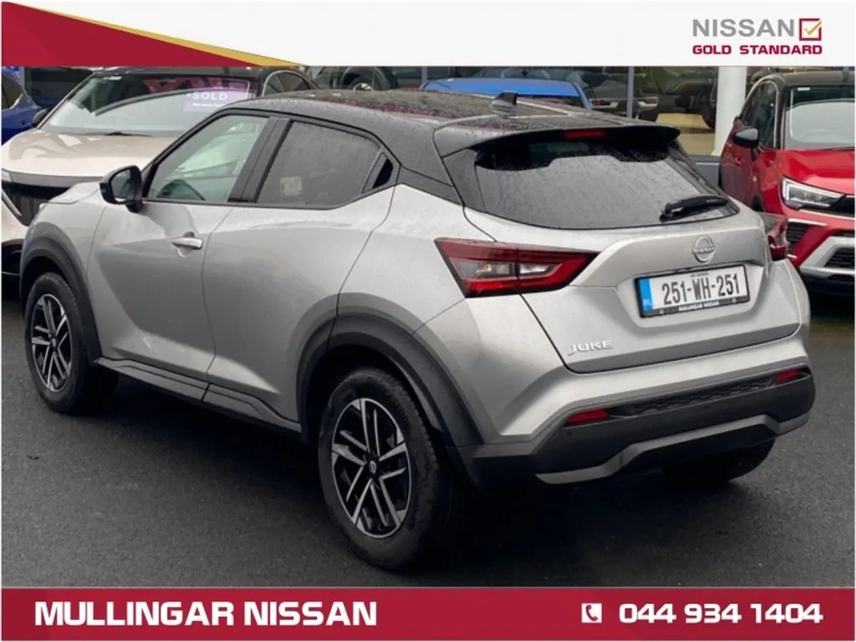 Nissan Juke 1.0sv Premium Petrol With Black Roof - Image 3