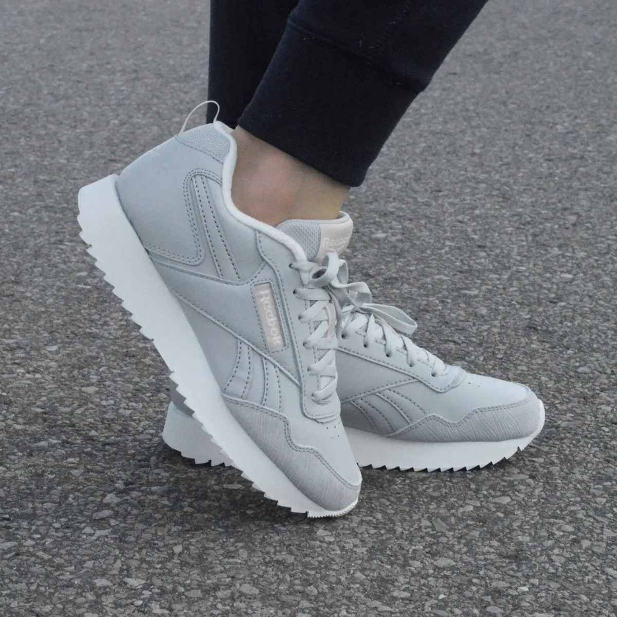Reebok runners - Image 1
